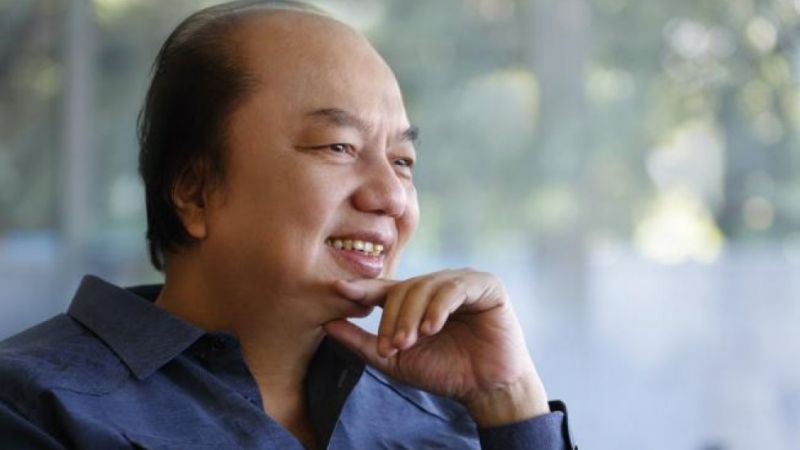 Tahir adalah pemilik Mayapada Group, no 8 orang terkaya di indonesia