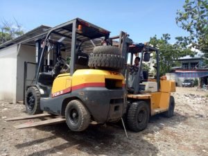 Sewa Forklift Bandung Murah dan Terpercaya, Melayani 24 Jam